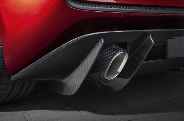 McLaren McL 6GT